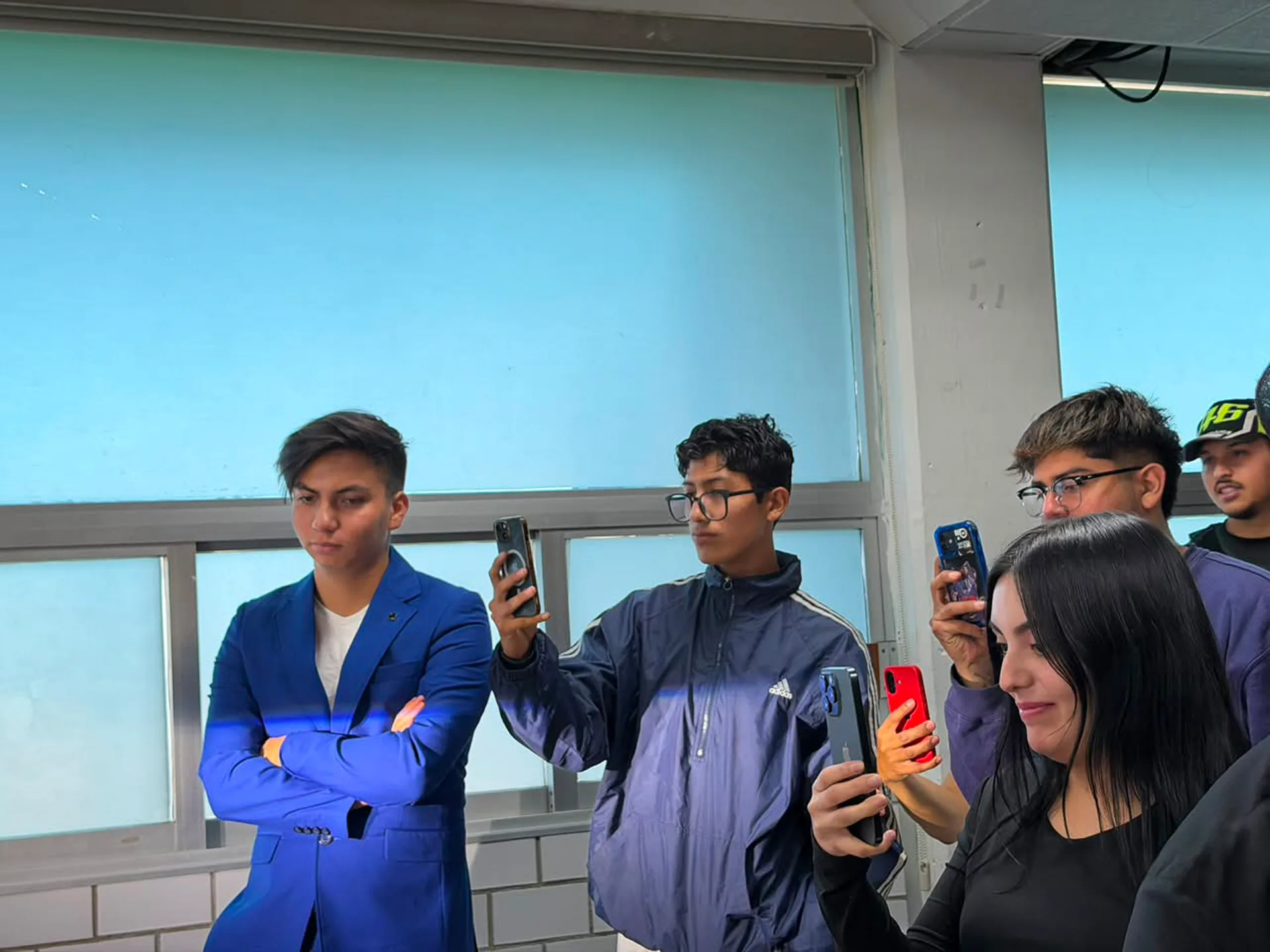 Comunidad universitaria participando en una experiencia de El FKing Rider